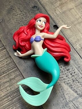 SwimWays Disney Princess Ariel Little Mermaid Figure